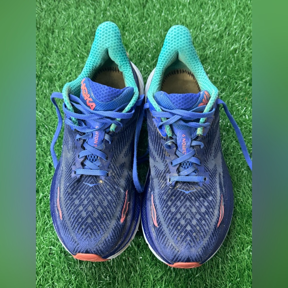 Hoka Women’s‎ Clifton 9 Shoes size 8